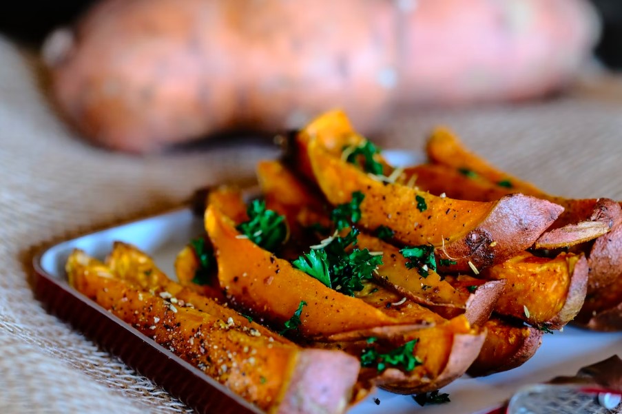 Descubra por que a batata doce é um superalimento para sua saúde